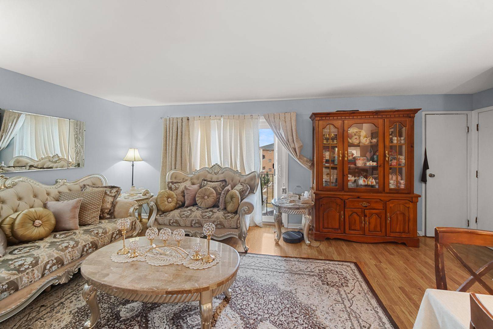 Bridgeview, IL 60455,7305 W 85th PL #3B