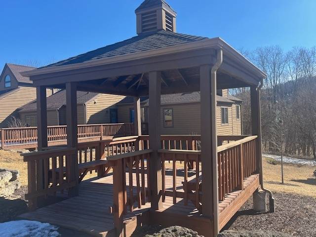 Galena, IL 61036,10 Farmstead DR