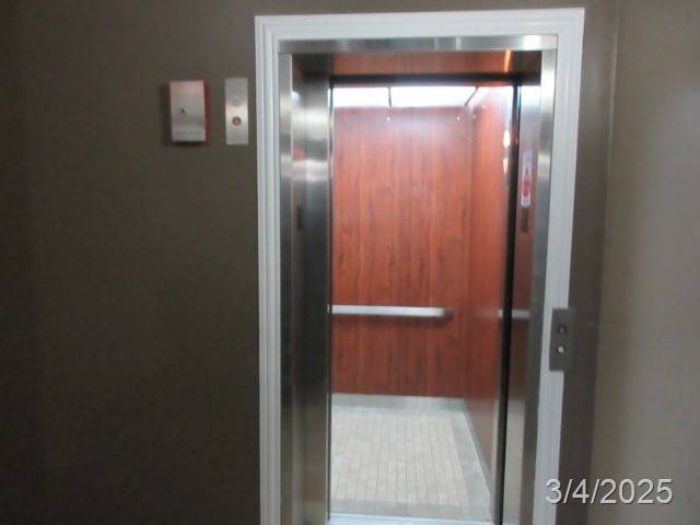 Chicago, IL 60622,1504 N Western AVE #2N