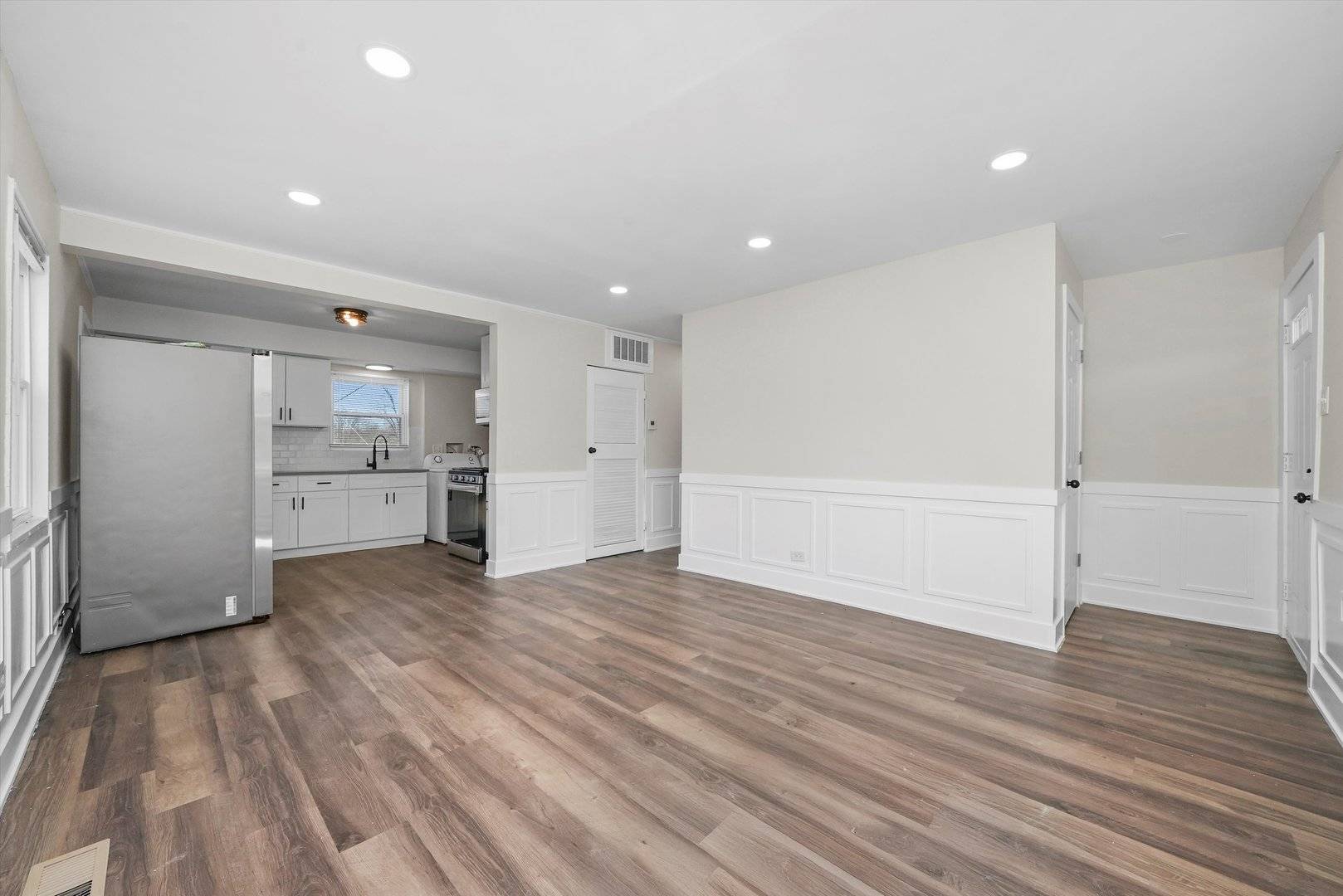 Park Forest, IL 60466,30 Apache ST