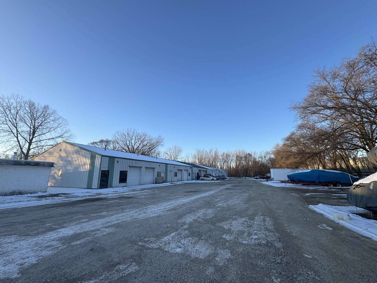 Mchenry, IL 60050,4450 Bull Valley RD