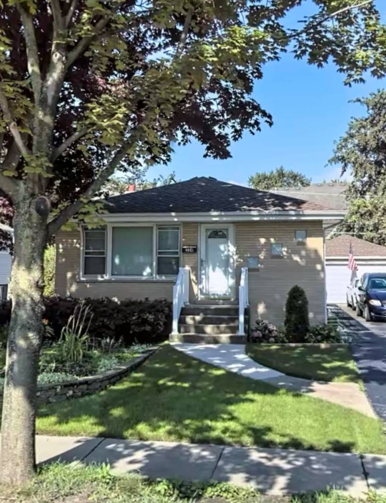 Itasca, IL 60143,324 Parkside AVE
