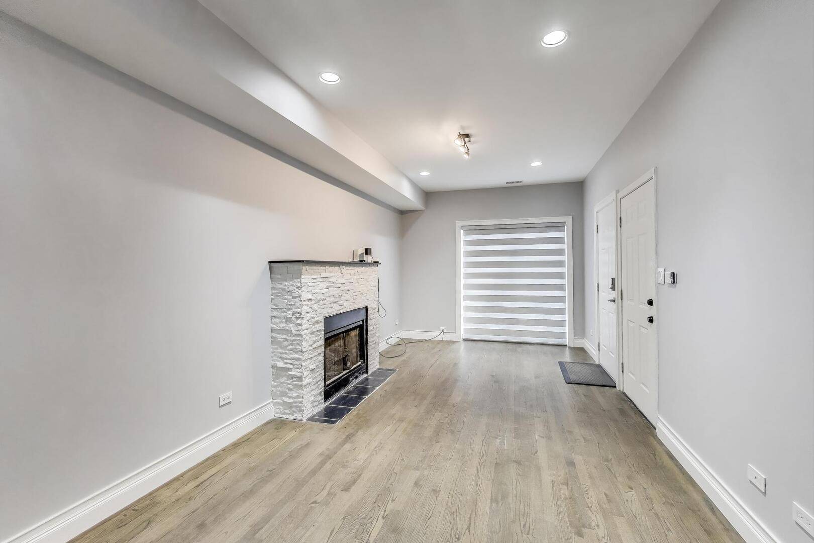 Chicago, IL 60622,1340 W Hubbard ST #1