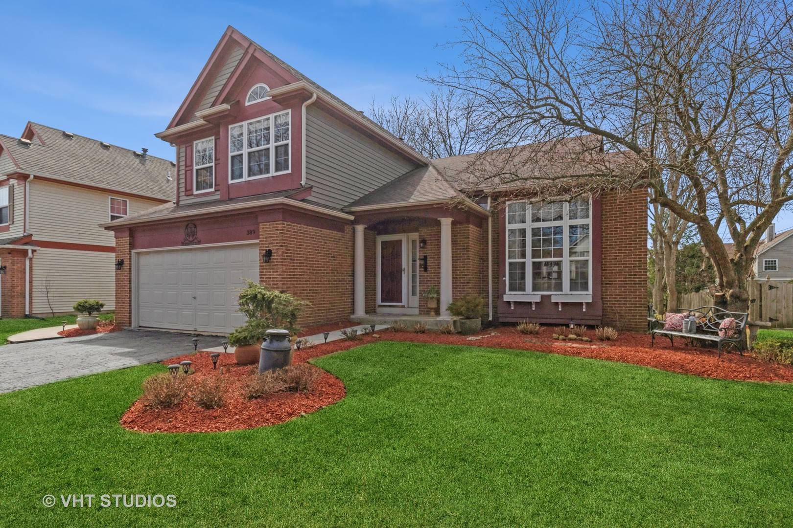 Grayslake, IL 60030,389 Fairfax LN