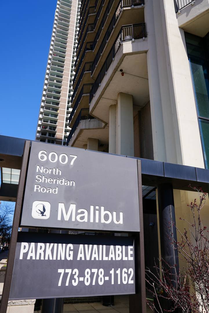 Chicago, IL 60660,6007 N Sheridan RD #37G