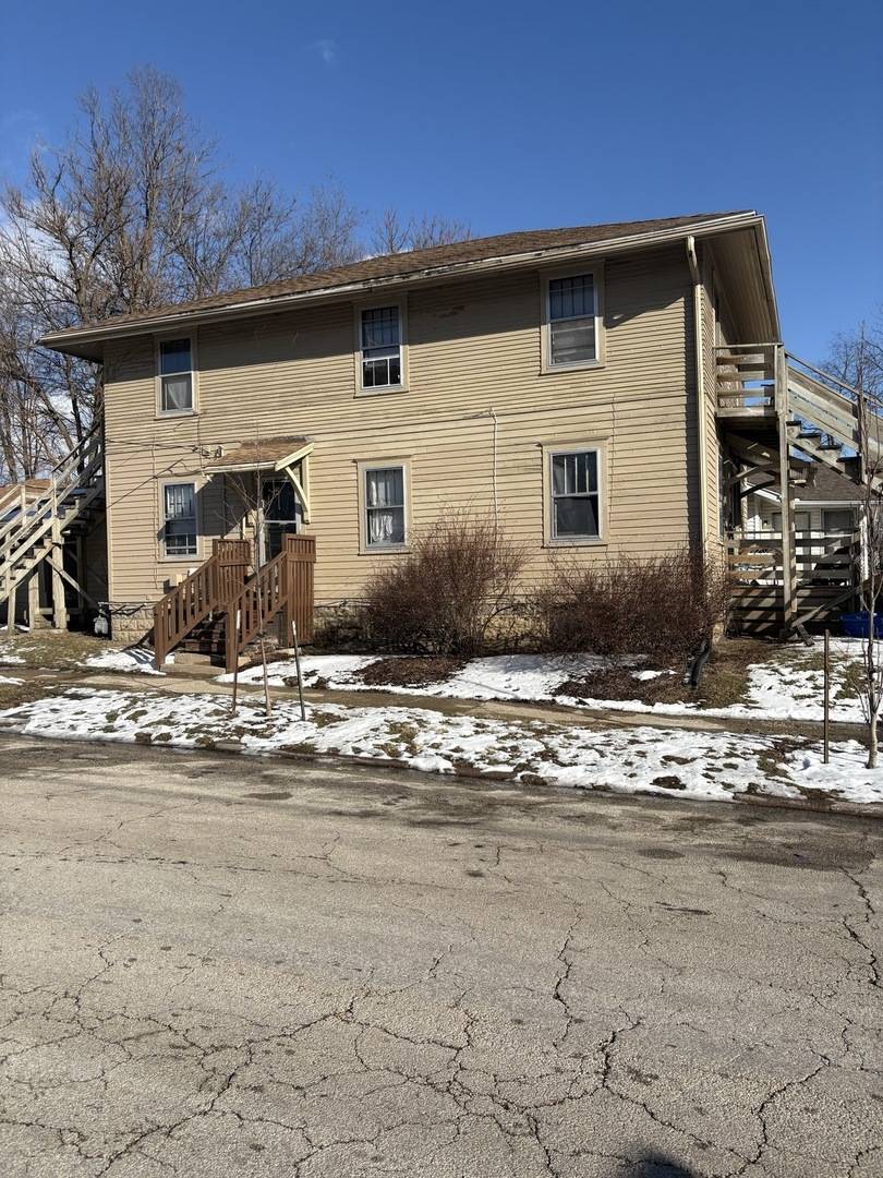 Bloomington, IL 61701,511 W Mulberry ST