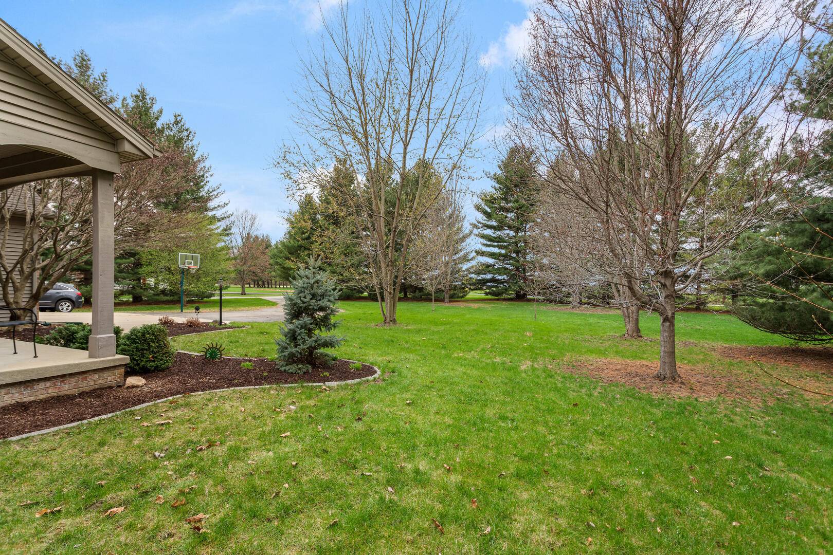 Mansfield, IL 61854,7 Sangamon Bluffs