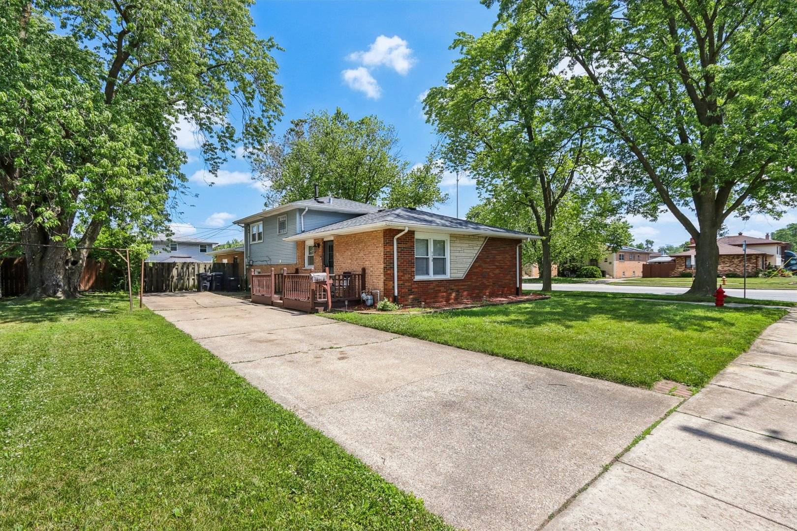 South Holland, IL 60473,778 E 158th ST