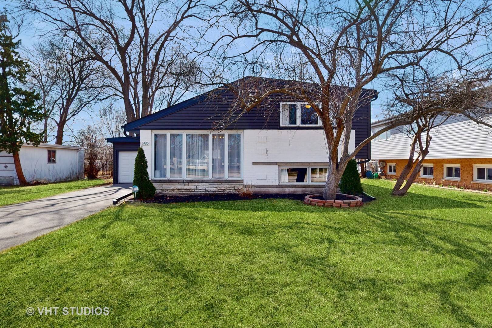 Morton Grove, IL 60053,9400 Shermer RD