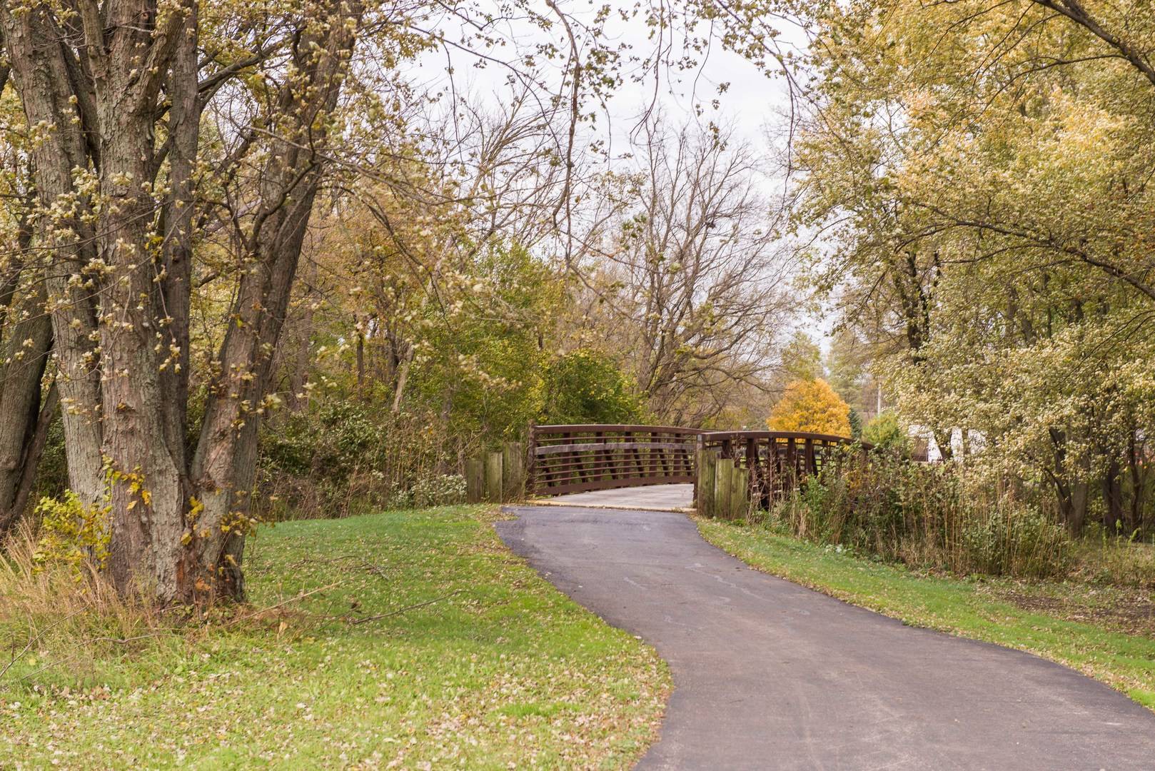 Genoa, IL 60135,427 Riverbend DR