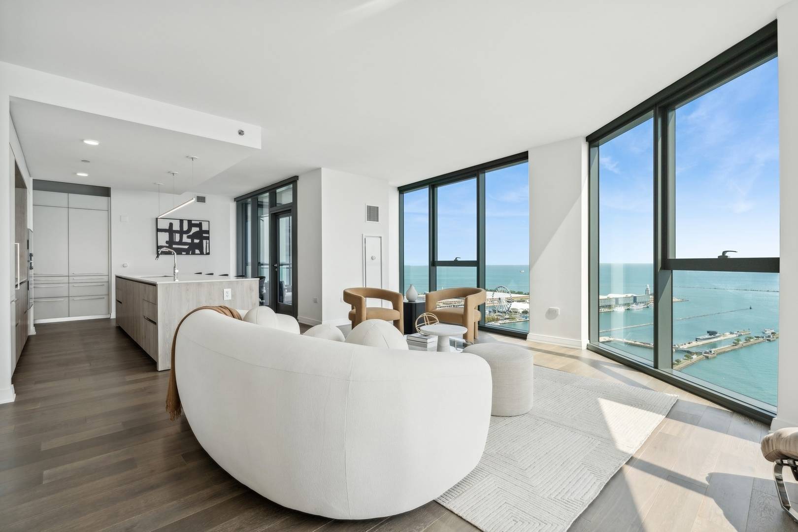 Chicago, IL 60601,211 N Harbor DR #3302