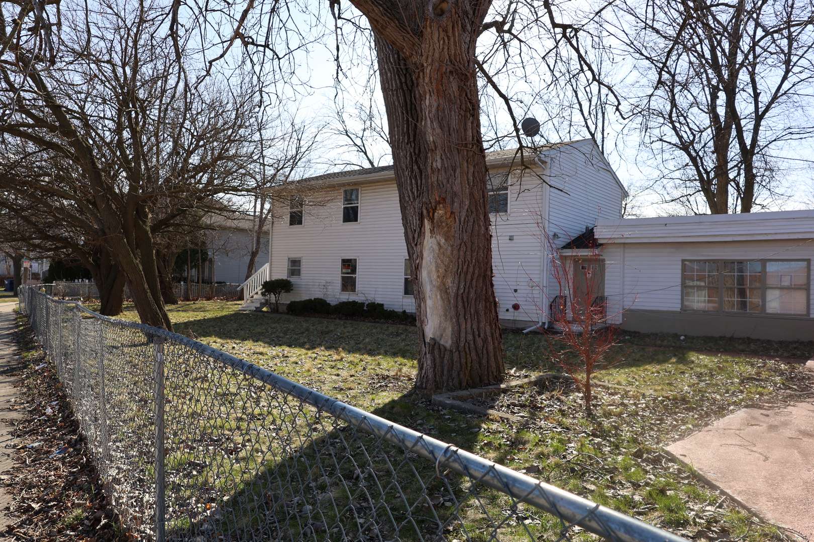 Waukegan, IL 60085,642 S Martin Luther King AVE