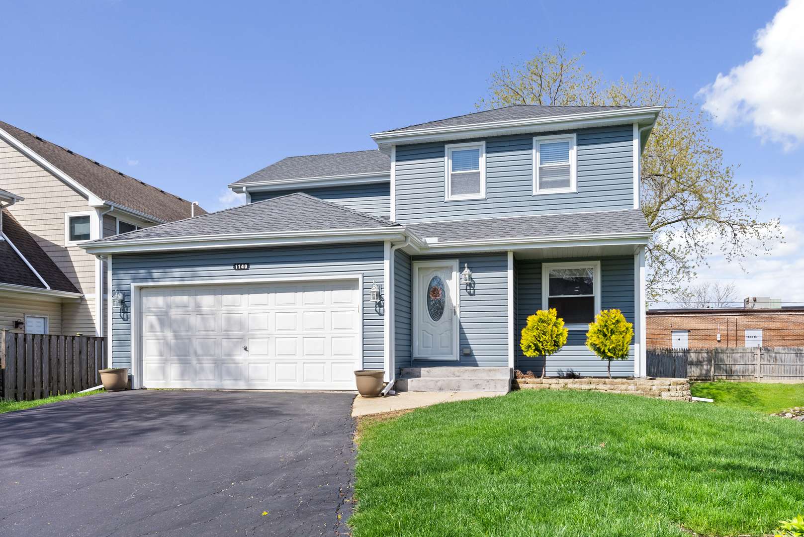 Arlington Heights, IL 60005,1140 S Pine AVE