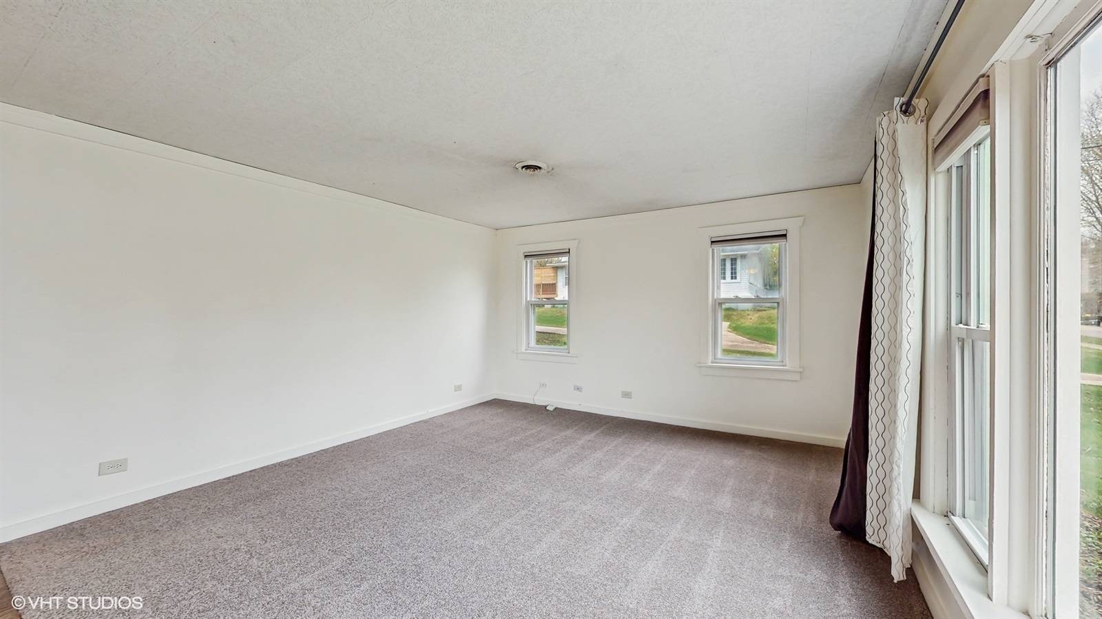 Fox River Grove, IL 60021,107 Millard AVE