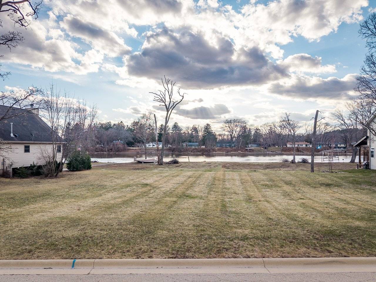 Machesney Park, IL 61115,99xx Queen Oaks DR