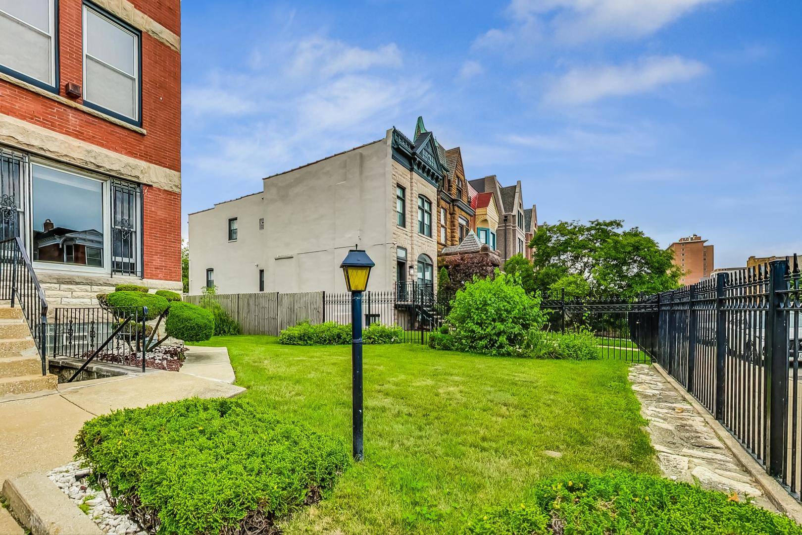 Chicago, IL 60653,4364 S Oakenwald AVE
