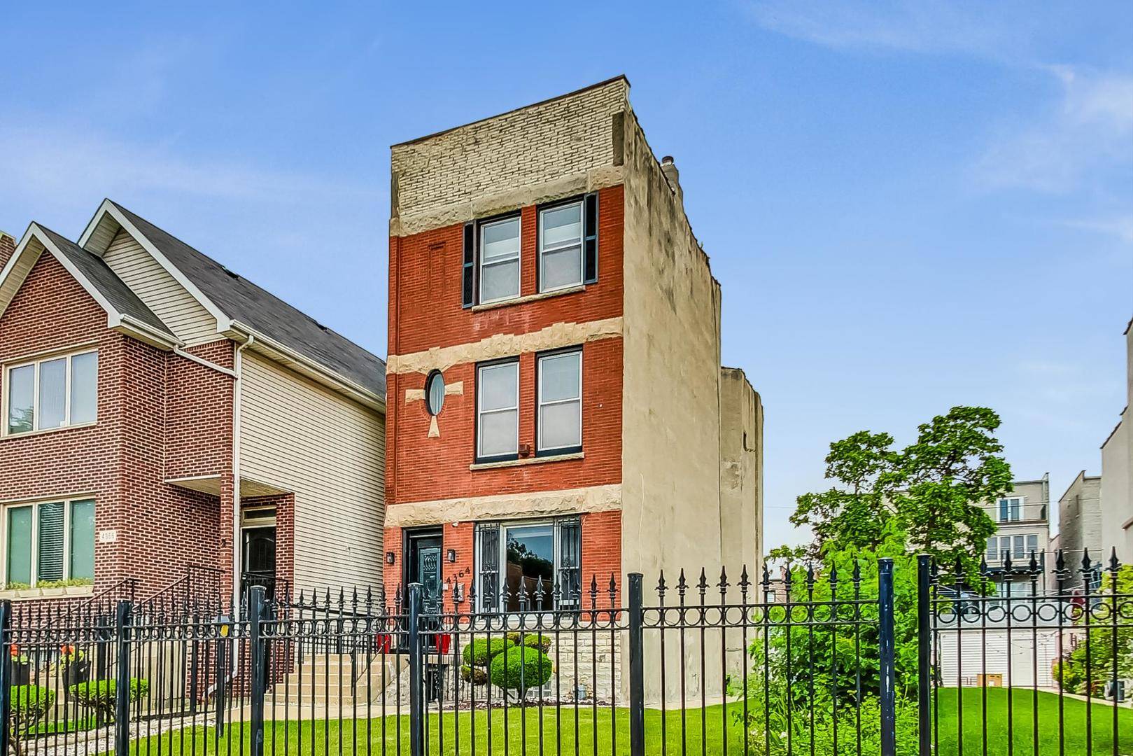 Chicago, IL 60653,4364 S Oakenwald AVE