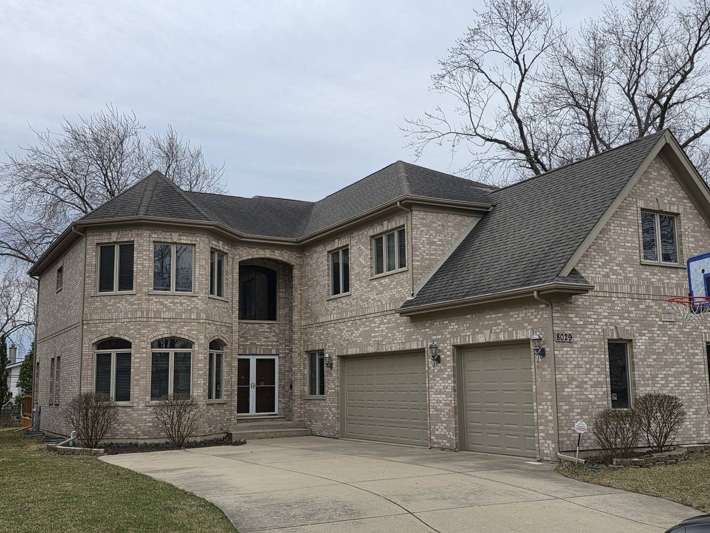 Niles, IL 60714,8029 W Davis ST