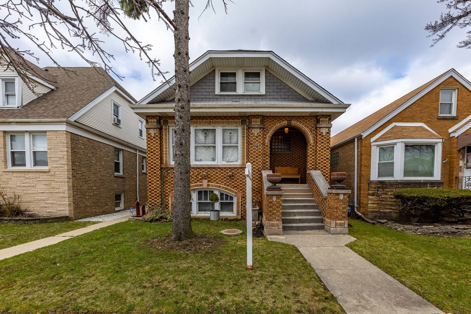 Cicero, IL 60804,3424 S 59th CT