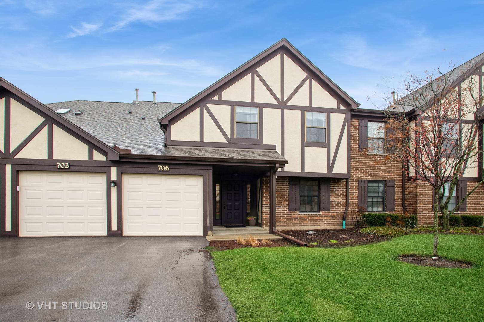 Wood Dale, IL 60191,704 Elizabeth DR #B