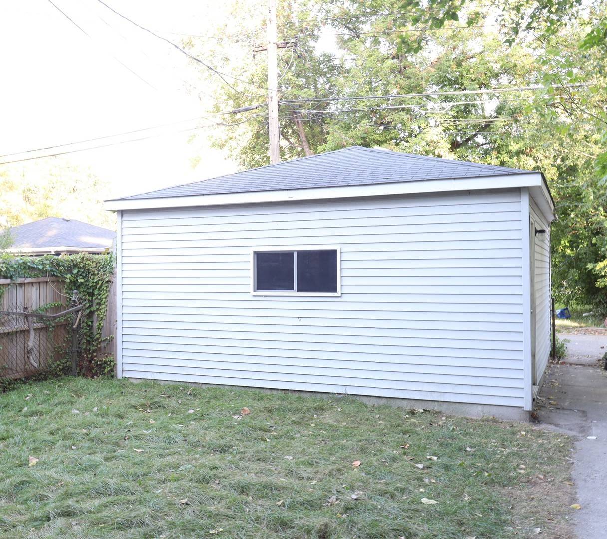 Chicago, IL 60636,5613 S Wood ST