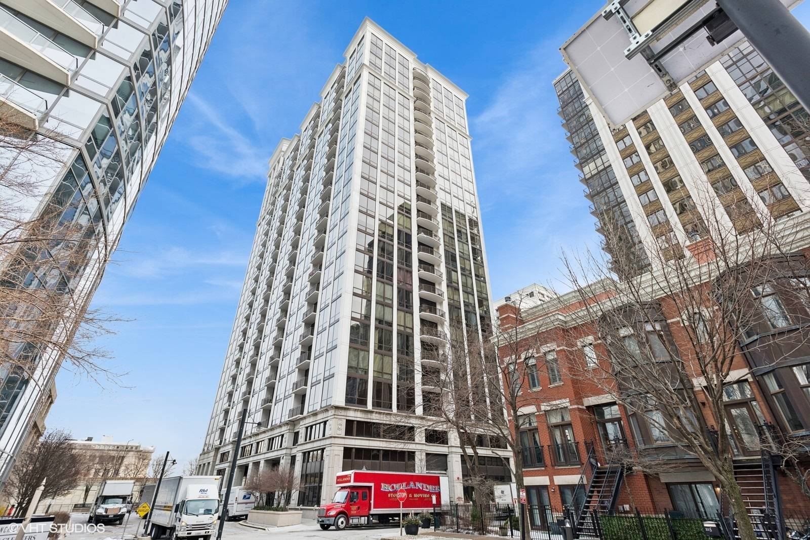 Chicago, IL 60605,233 E 13th ST #610