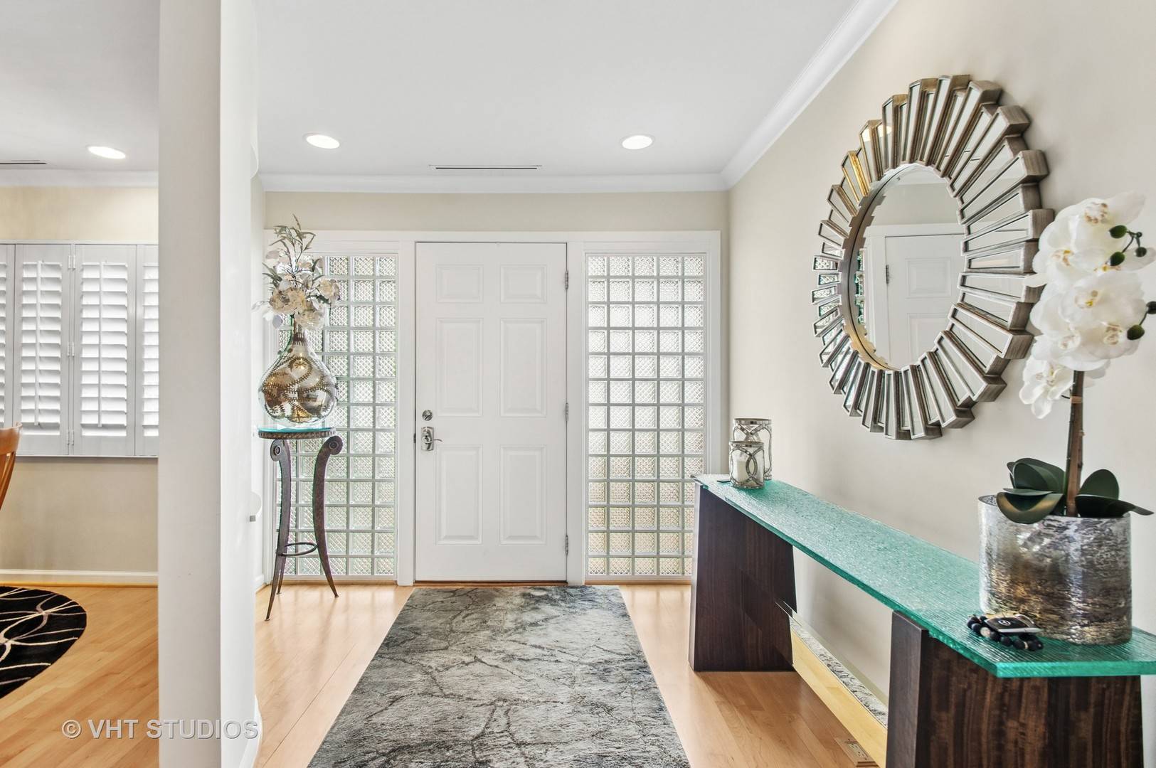 Park Ridge, IL 60068,1 N Dee RD #3D