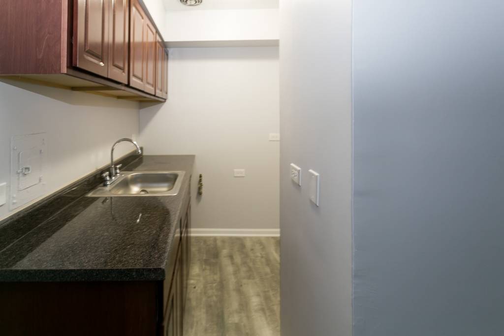 Chicago, IL 60660,1040 W HOLLYWOOD AVE #311