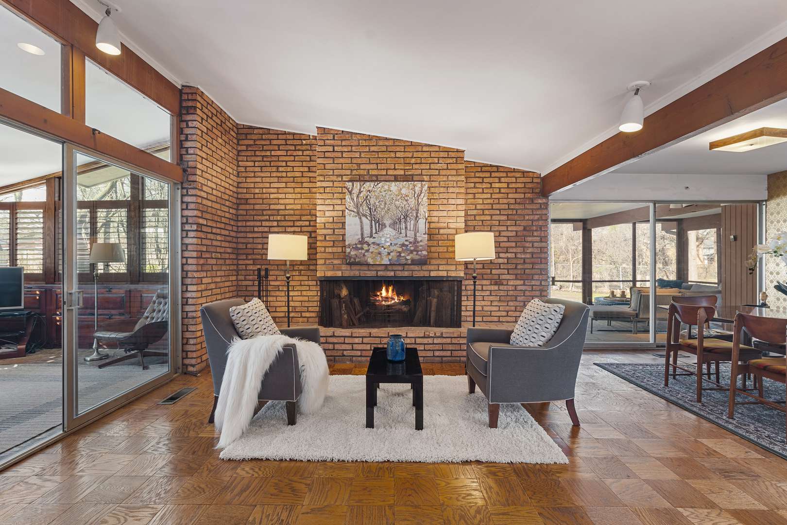 Deerfield, IL 60015,1434 Woodridge CT