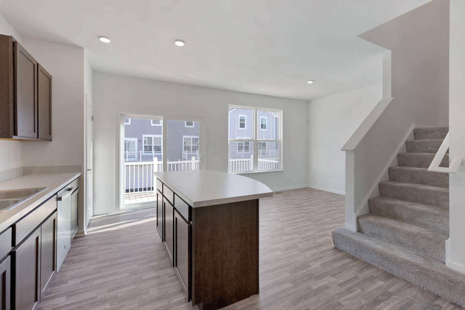 Aurora, IL 60502,530 Wolverine DR