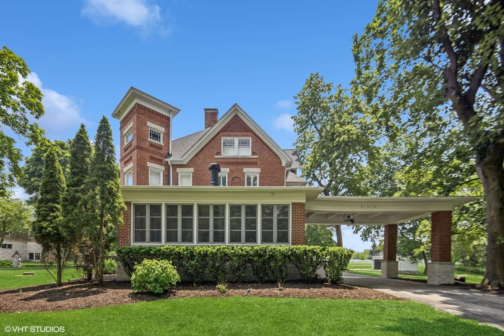 Wayne, IL 60184,31w141 Army Trail RD