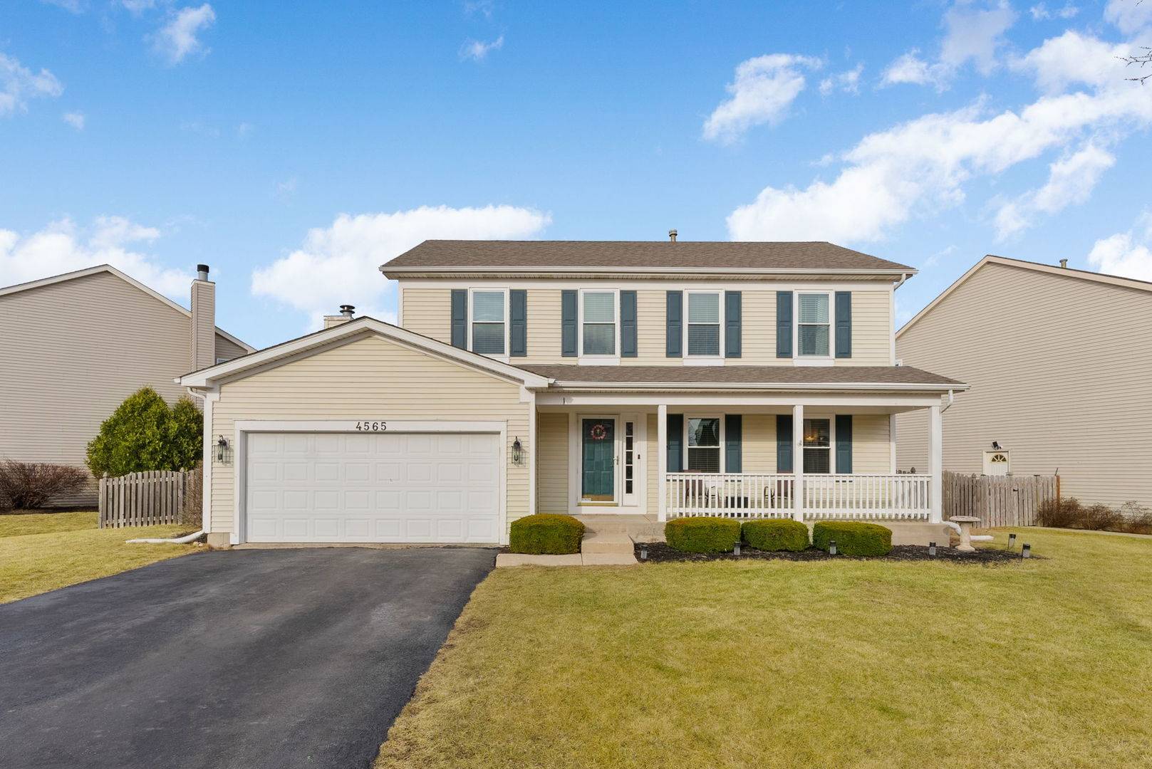 Lake In The Hills, IL 60156,4565 Heron DR
