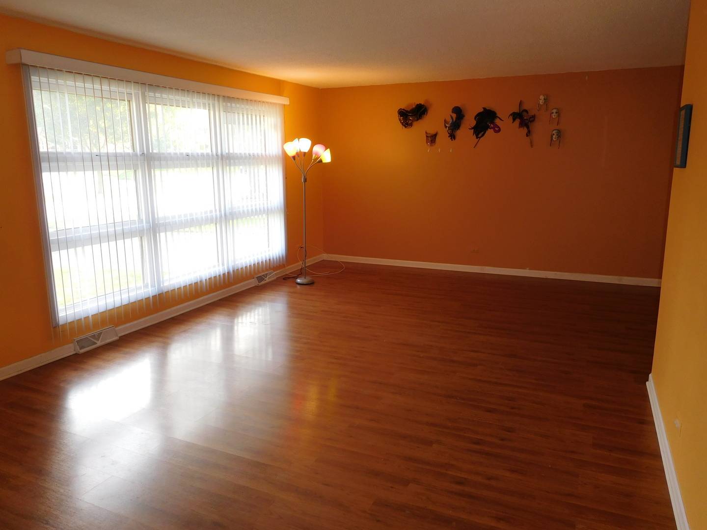 Woodridge, IL 60517,2514 Mitchell DR