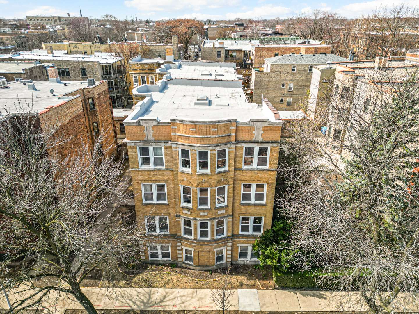 Chicago, IL 60640,5310 N Glenwood AVE #2