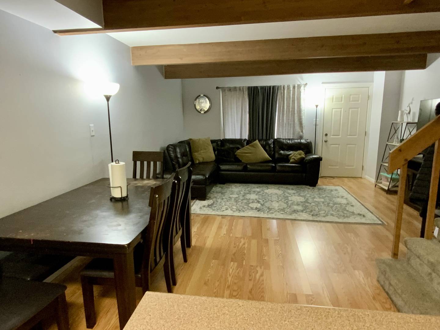 Round Lake Beach, IL 60073,306 Meadow Green LN