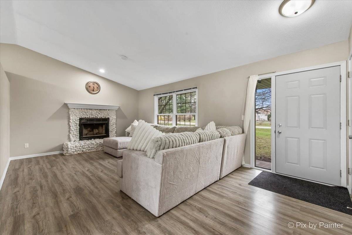 Poplar Grove, IL 61065,2309 Candlewick DR SE