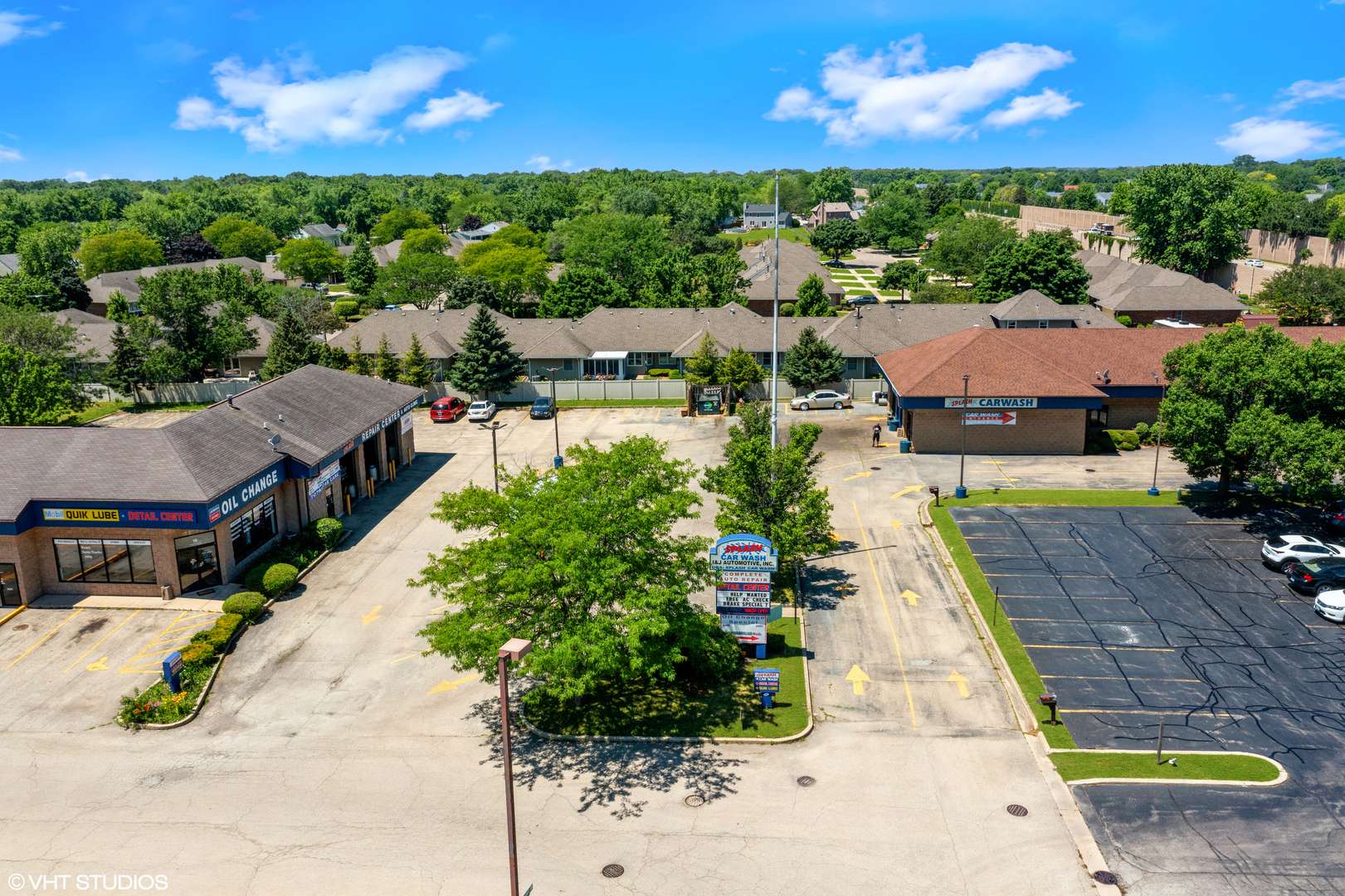 Oswego, IL 60543,250 N Merchants DR