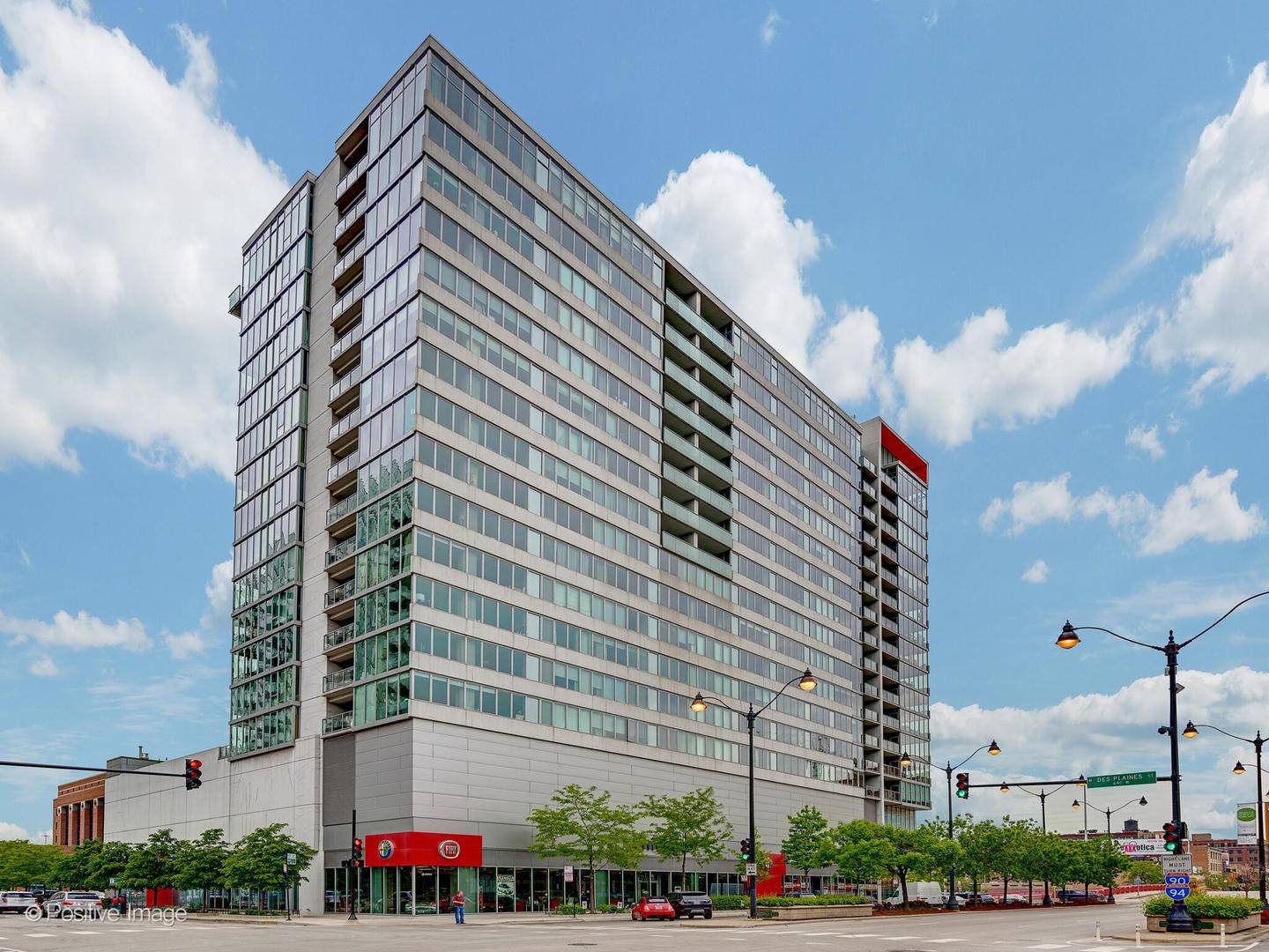 Chicago, IL 60661,659 W RANDOLPH ST #413