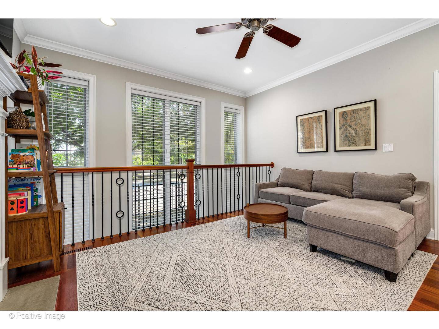 Chicago, IL 60618,3240 N California AVE #1N