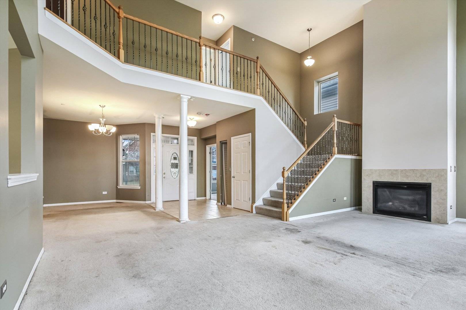 Matteson, IL 60443,122 Lawrence LN