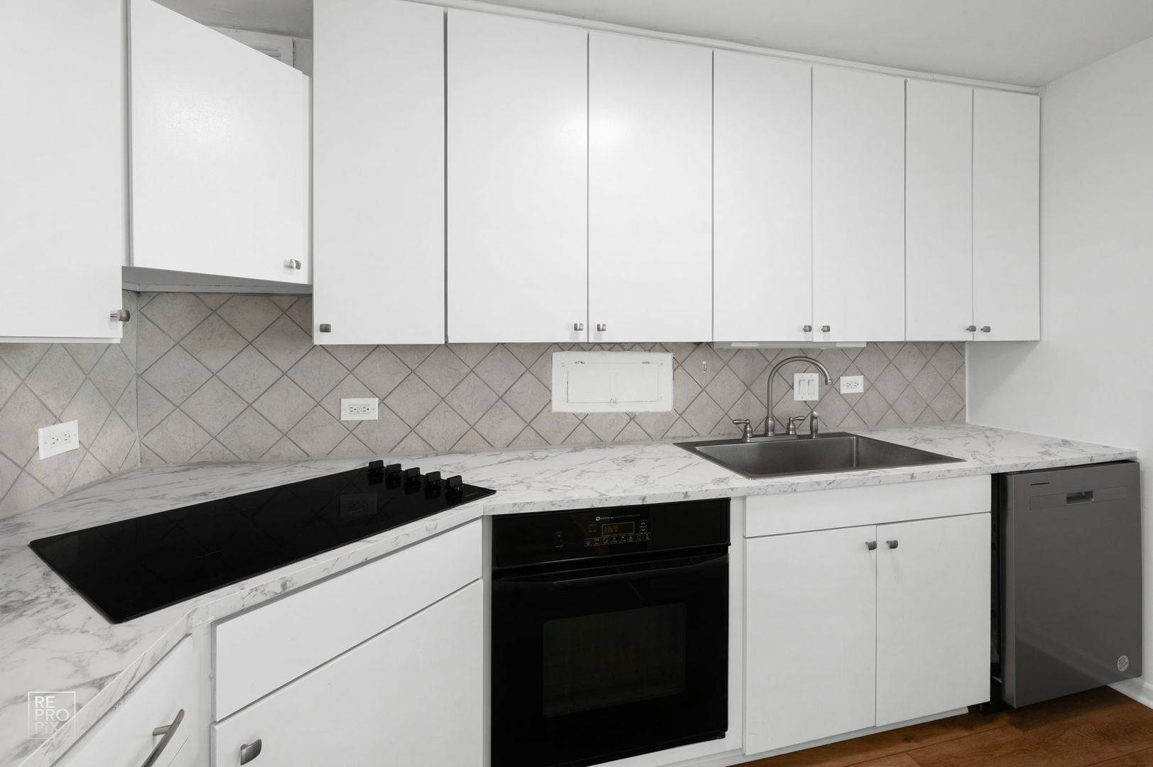Chicago, IL 60660,6157 N Sheridan RD #25D