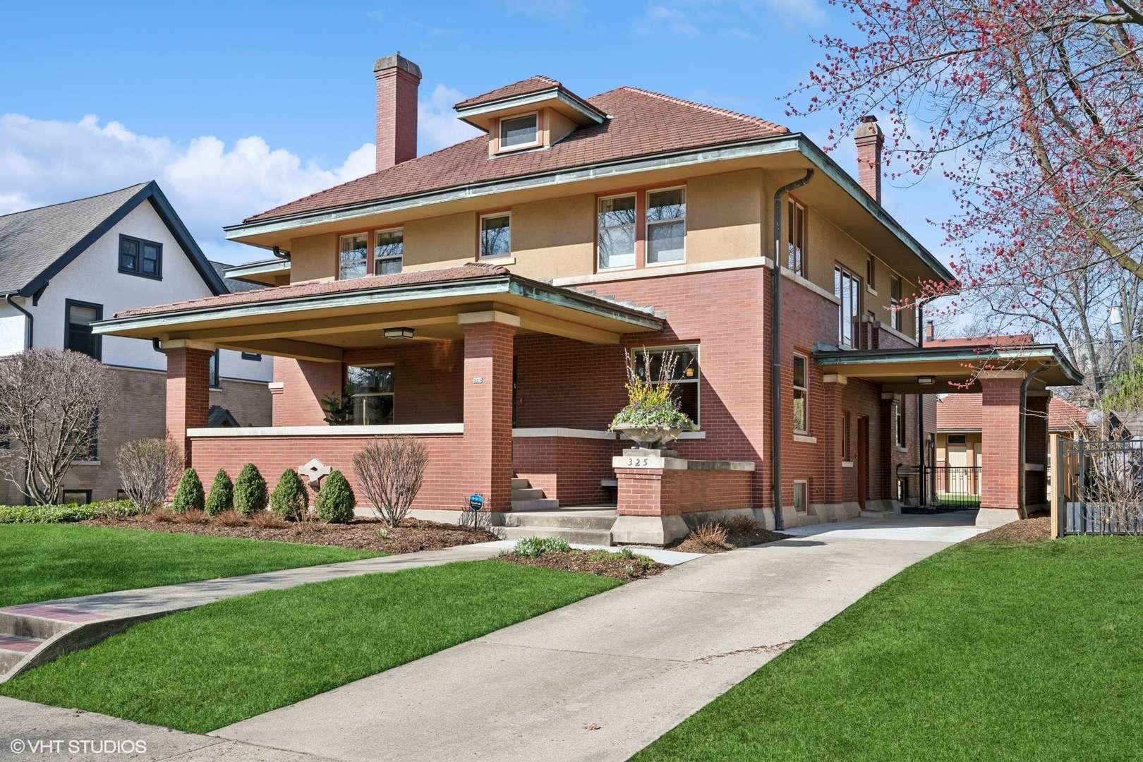Oak Park, IL 60302,325 Linden AVE