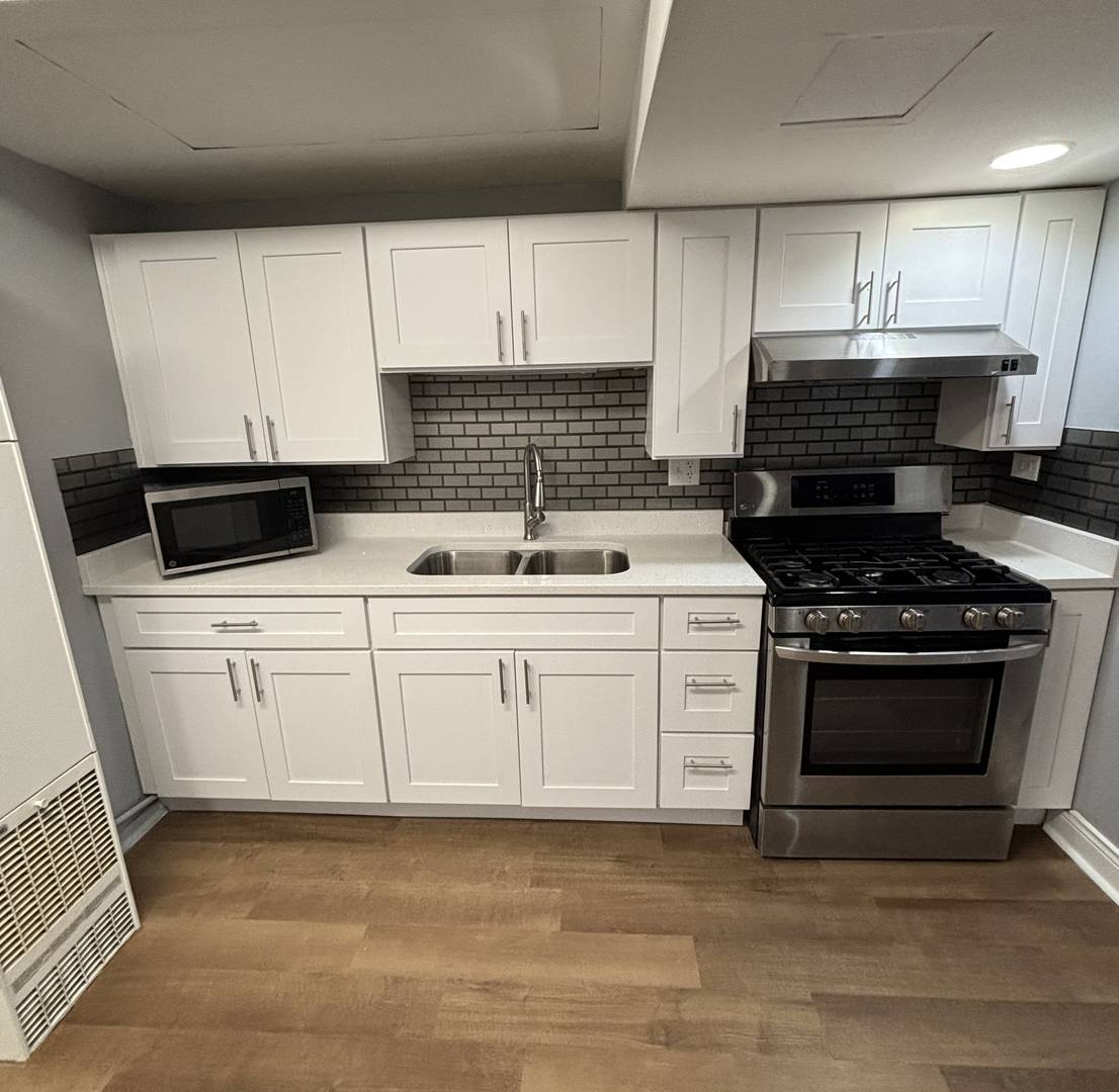 Cicero, IL 60804,1637 S 48th CT #U13