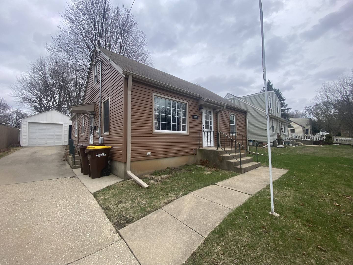 Rockford, IL 61108,804 Jordan PL