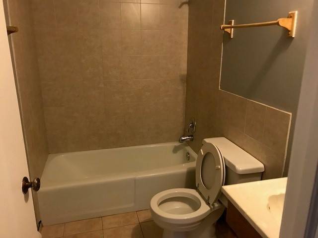 Naperville, IL 60565,248 E Bailey RD E #J