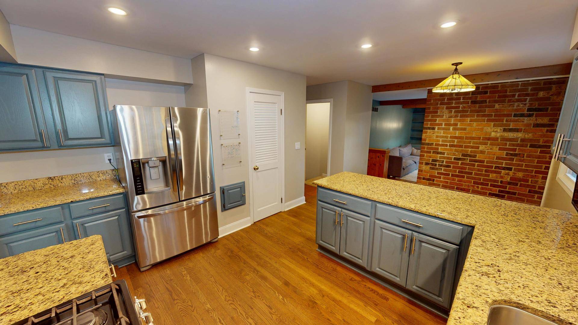 St. Charles, IL 60174,634 Katherine ST
