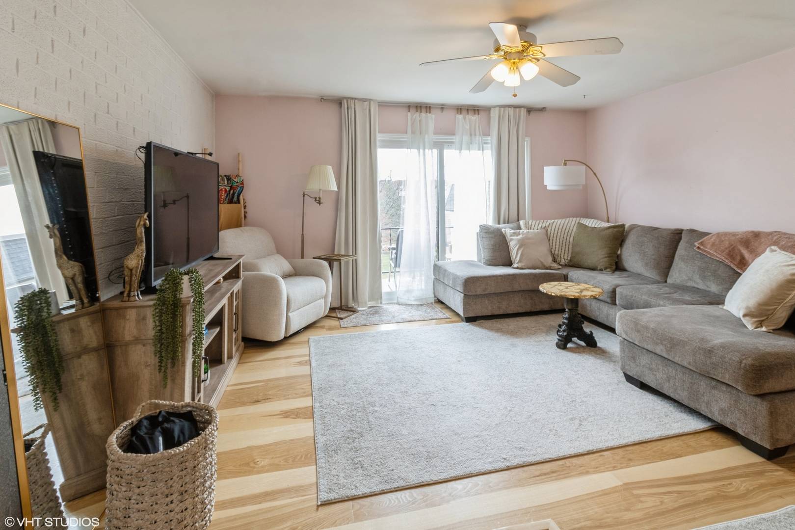 Rolling Meadows, IL 60008,3335 Kirchoff RD #4K