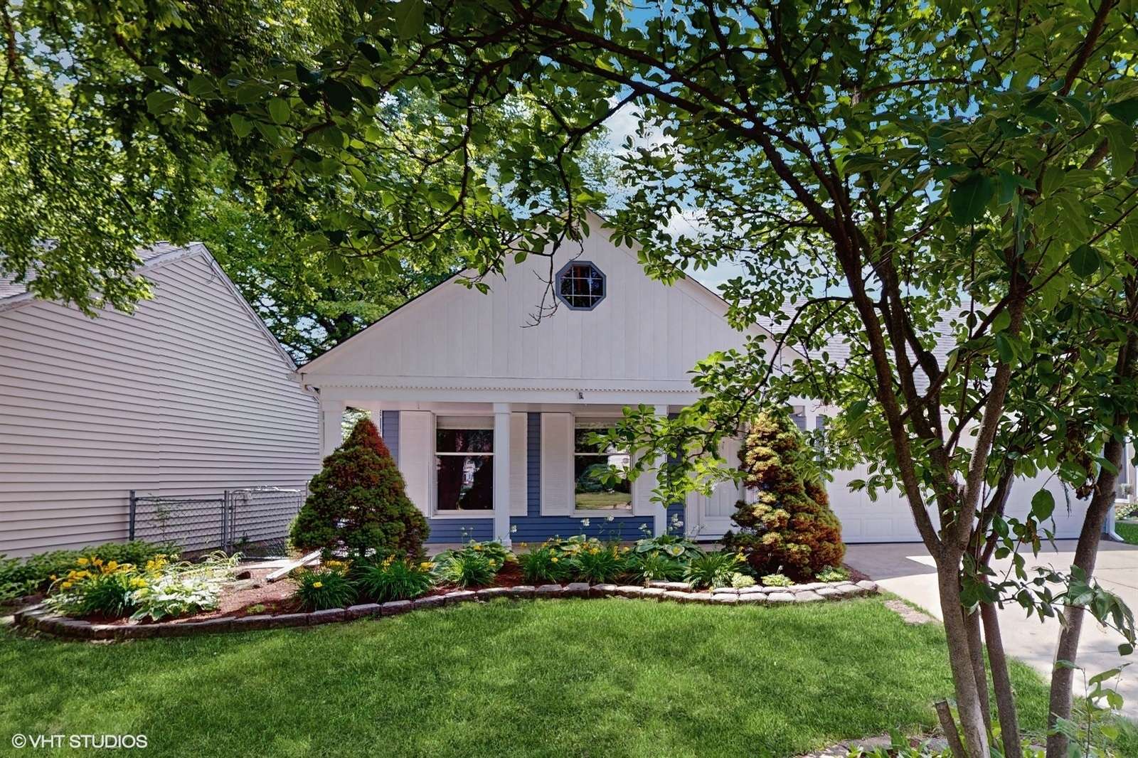 Naperville, IL 60563,1704 Paddington AVE