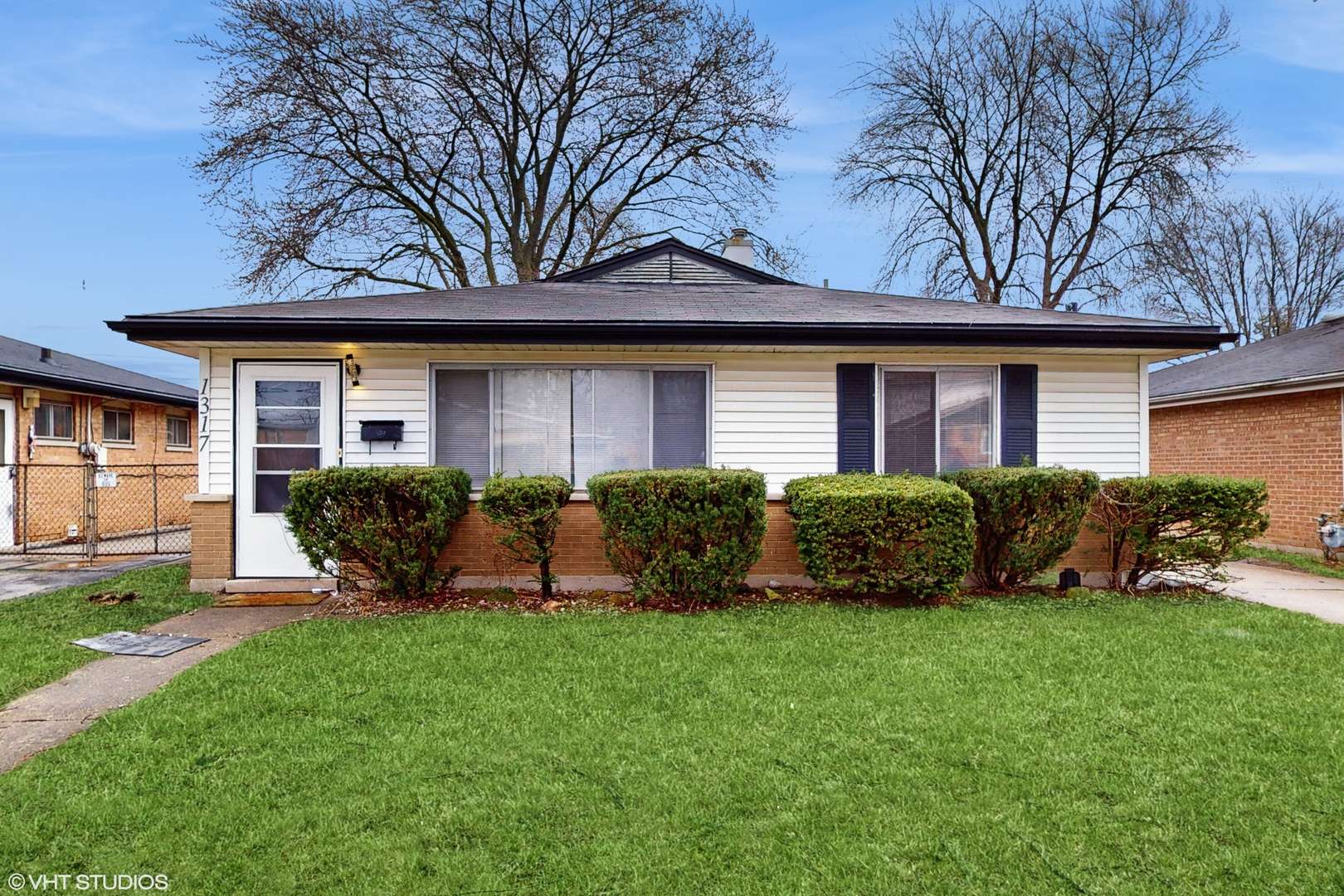 Calumet City, IL 60409,1317 Mackinaw AVE