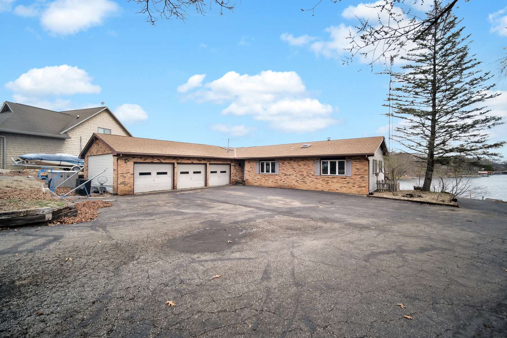 Putnam, IL 61560,20 Chairtree CT